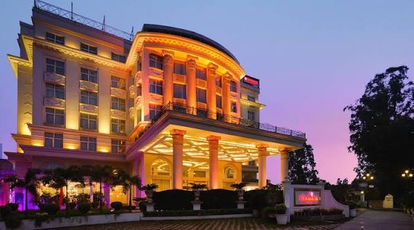Ramada Plaza by Wyndham Chandigarh Zirakpur - Chandigarh property image 3