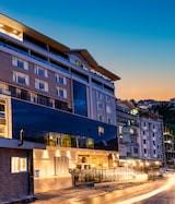 Udaan Hotels | Woodberry Hotel & Spa - Gangtok property image 1