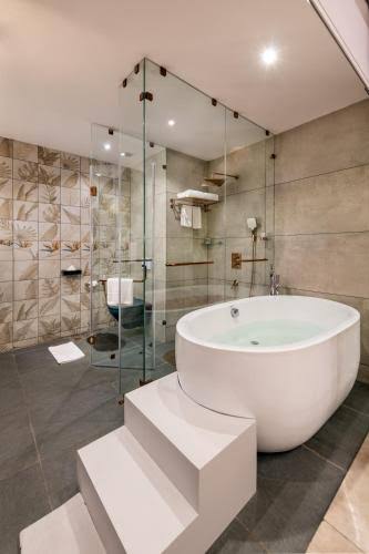 Golden Tulip Grand View Resort Goa property image 4
